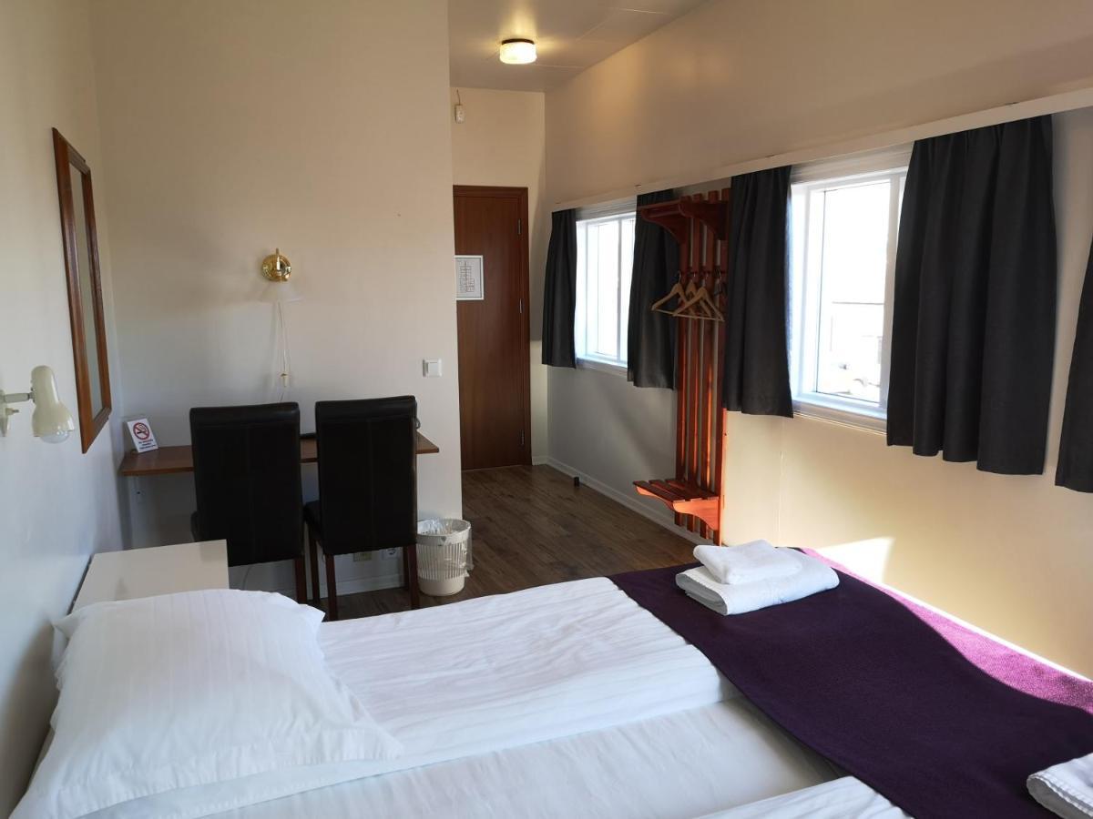 The Vik Inn By Ourhotels Bagian luar foto