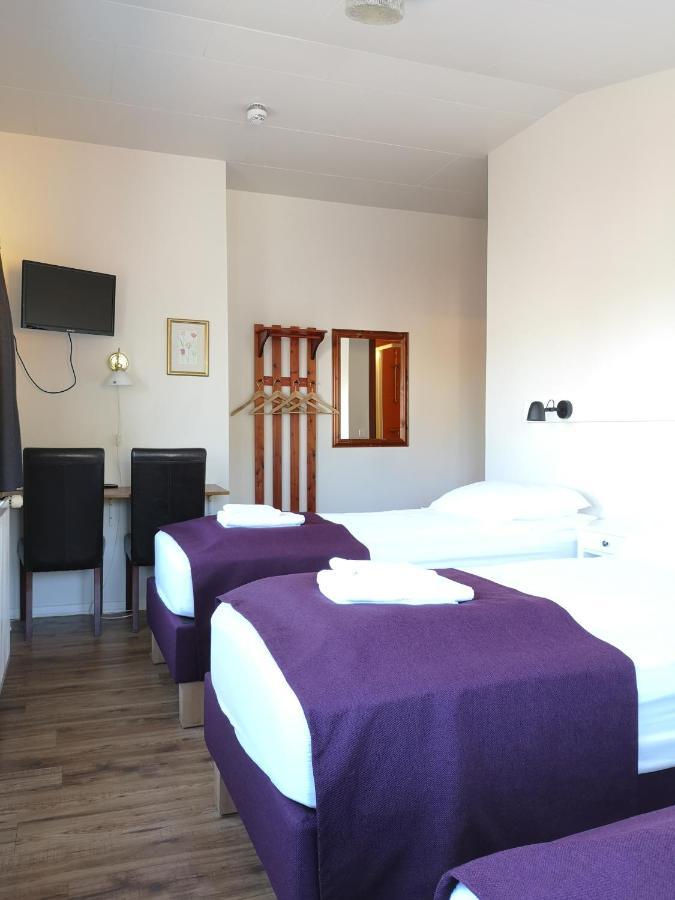 The Vik Inn By Ourhotels Bagian luar foto