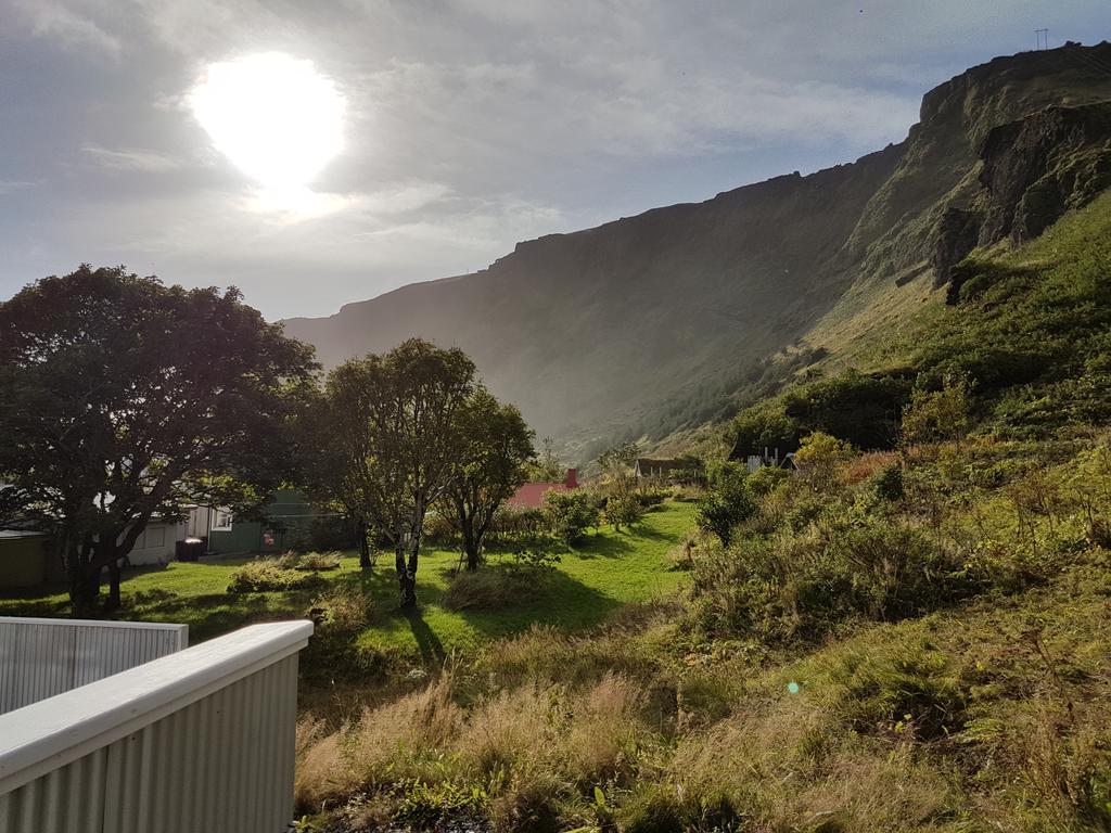 The Vik Inn By Ourhotels Bagian luar foto