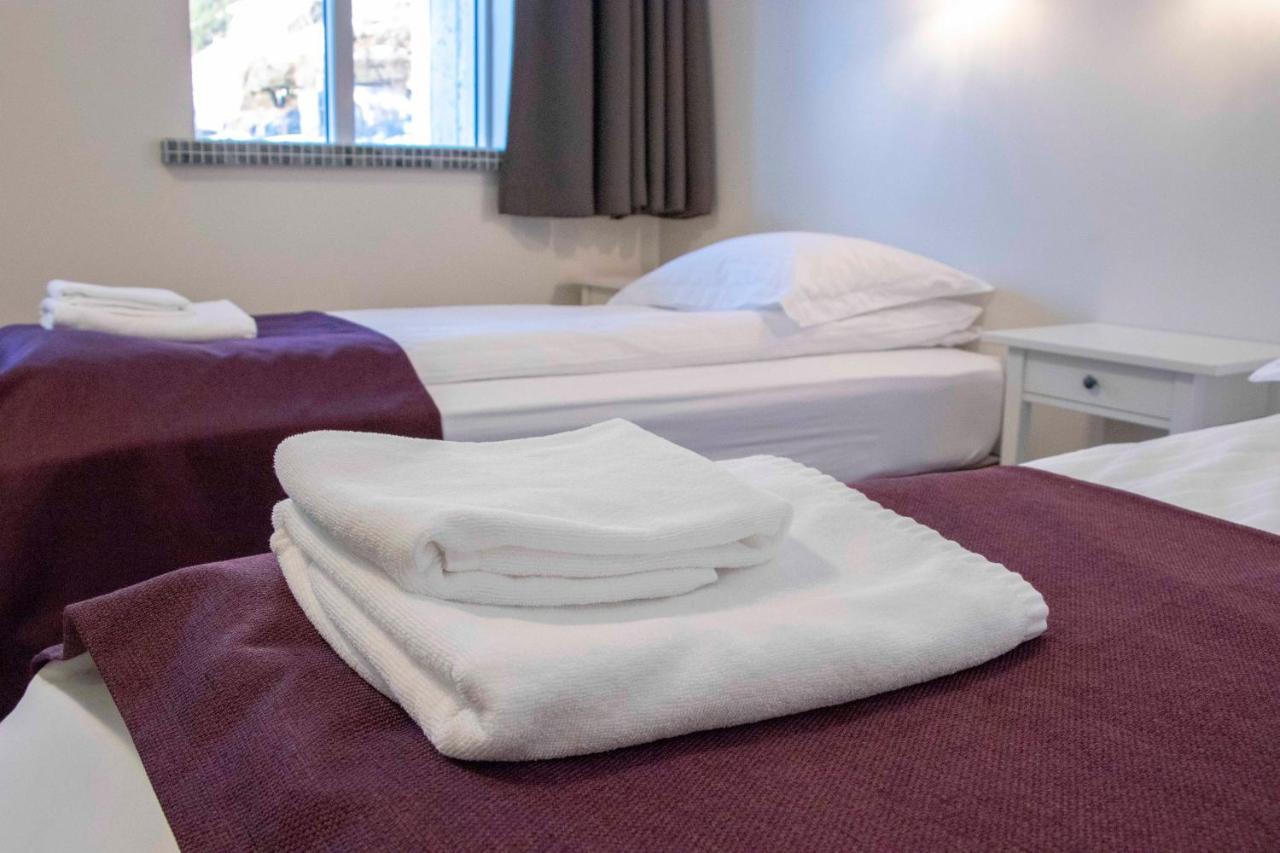 The Vik Inn By Ourhotels Bagian luar foto